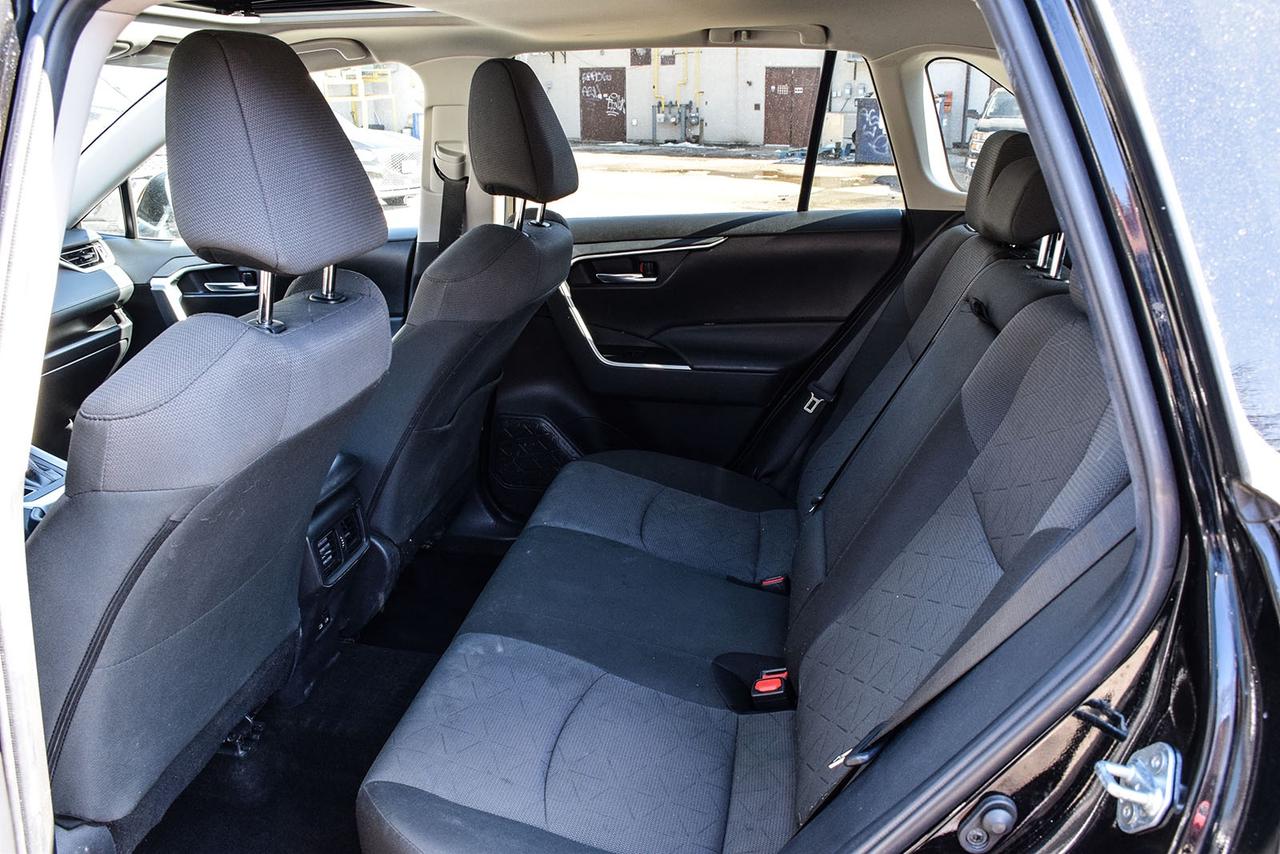 2024 Toyota RAV4 XLE AWD No Accident Sunroof Carplay BSM Photo