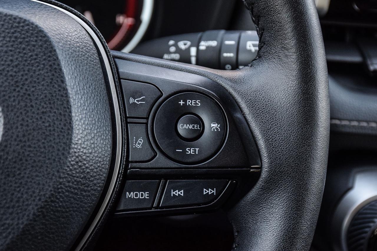 2024 Toyota RAV4 XLE AWD No Accident Sunroof Carplay BSM Photo