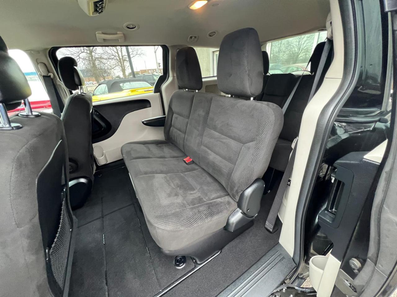 2016 Dodge Grand Caravan CANADA VALUE PACKAGE Photo