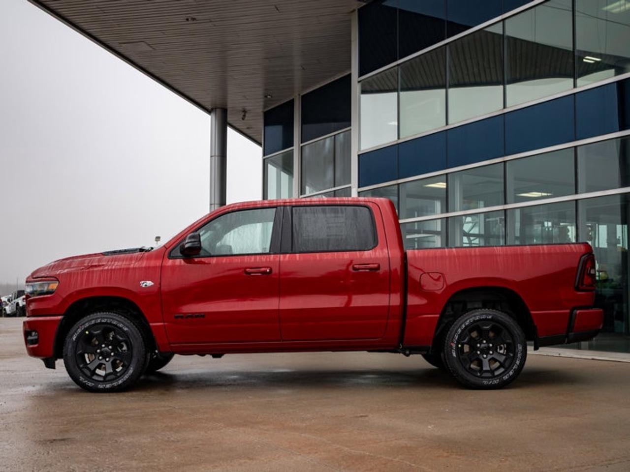 2026 RAM 1500 SPORT Photo4