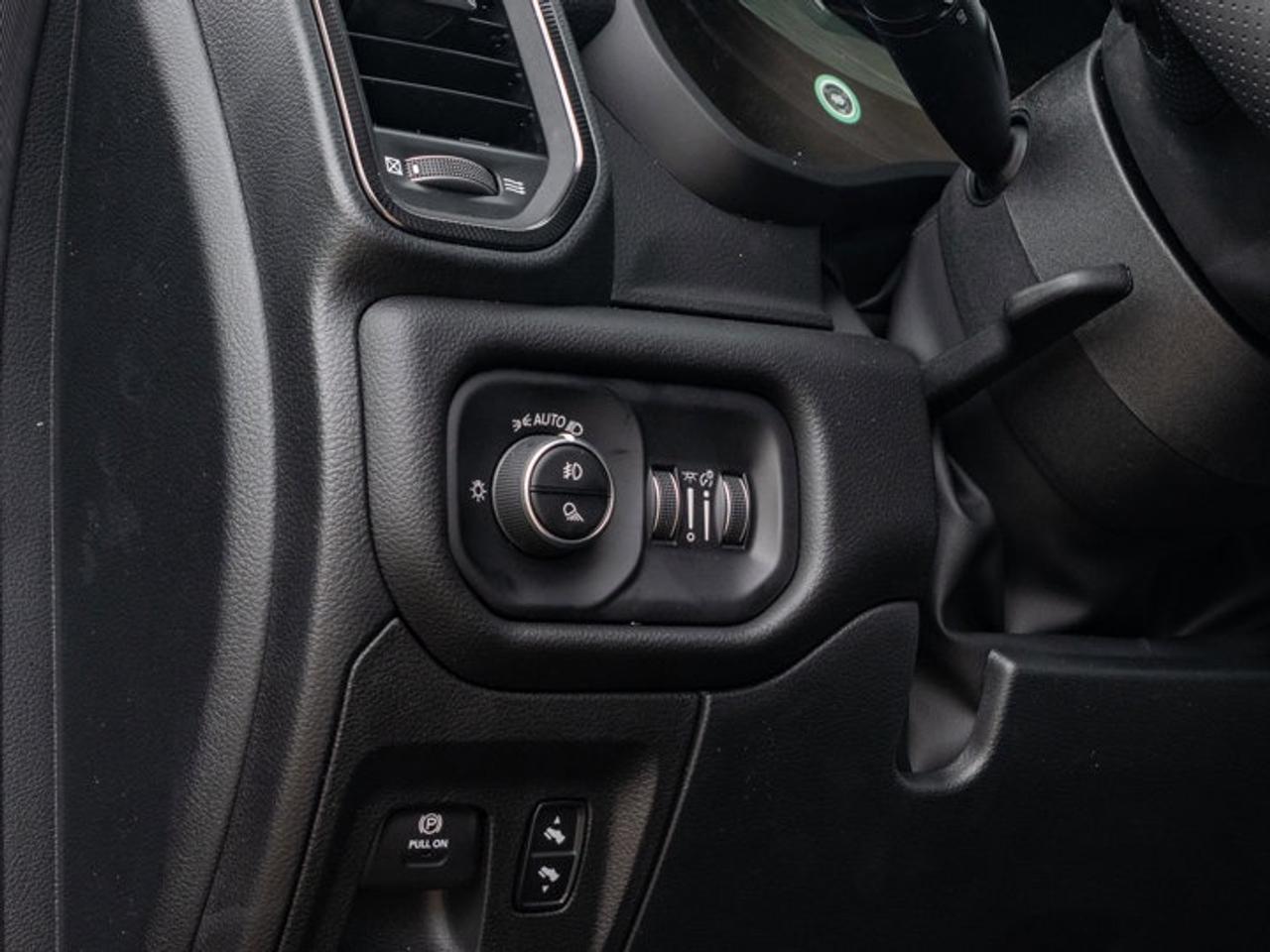 2026 RAM 1500 SPORT Photo