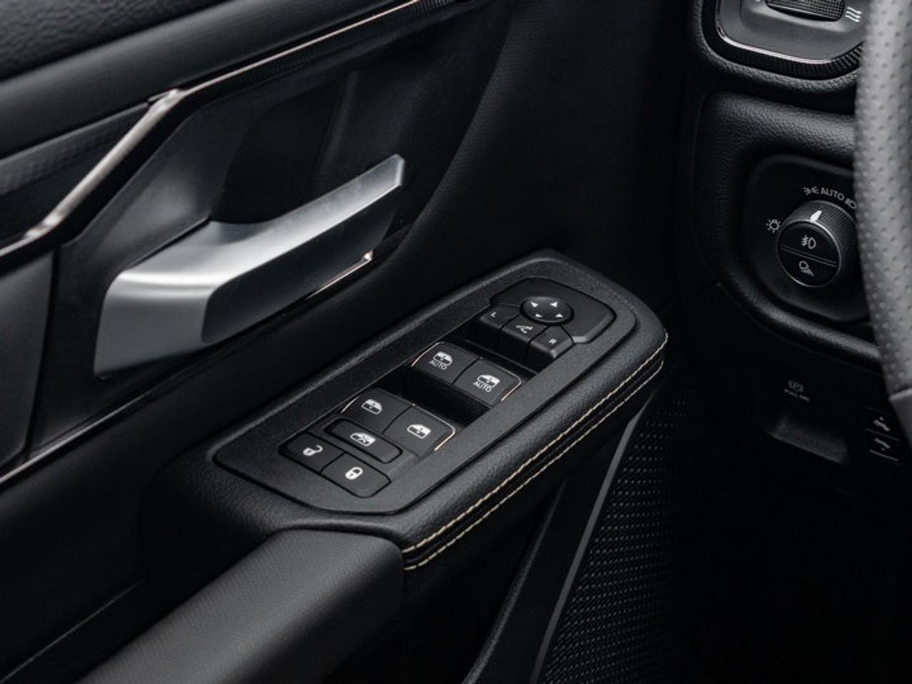 2026 RAM 1500 SPORT Photo