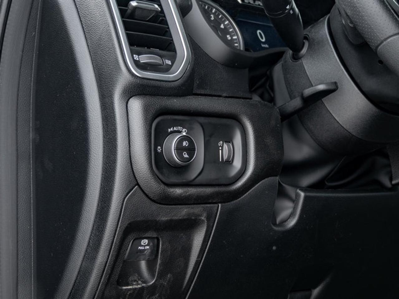 2026 RAM 1500 Express Photo