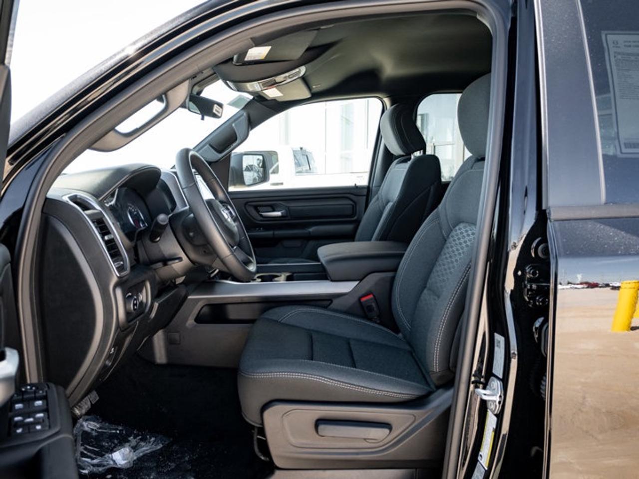 2026 RAM 1500 Express Photo