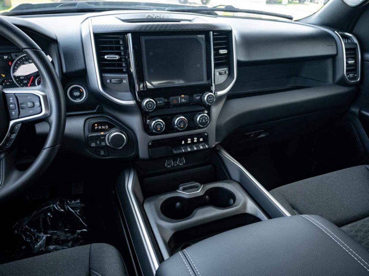 2026 RAM 1500 Express Photo