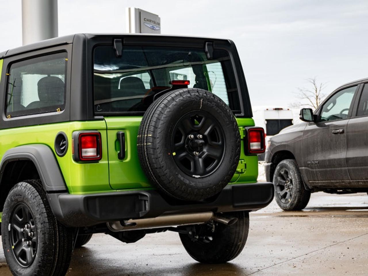 2026 Jeep Wrangler SPORT Photo