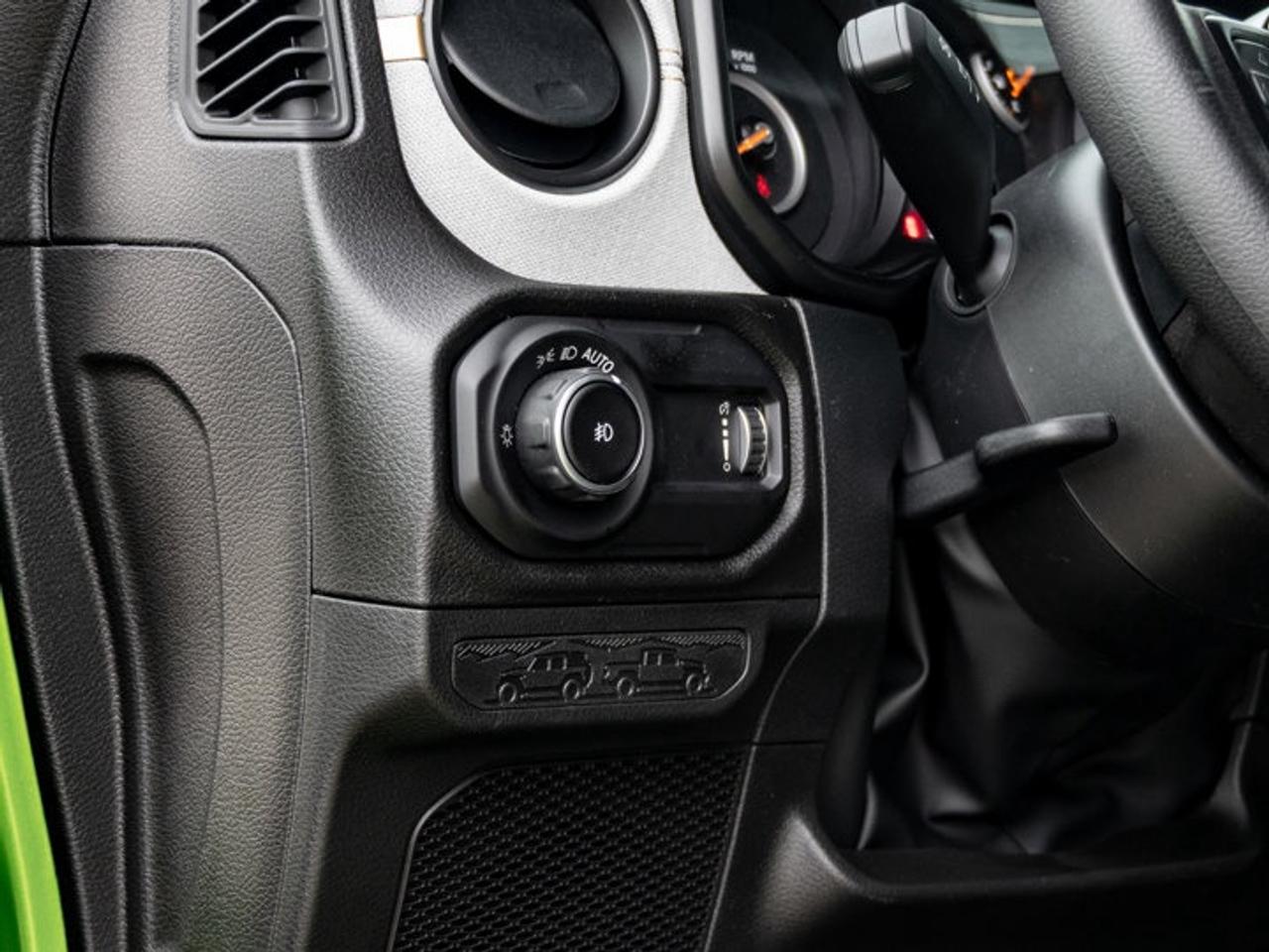 2026 Jeep Wrangler SPORT Photo