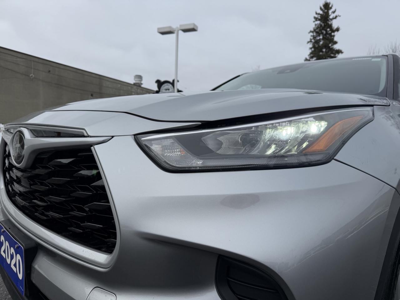 2020 Toyota Highlander L FWD V6 Photo