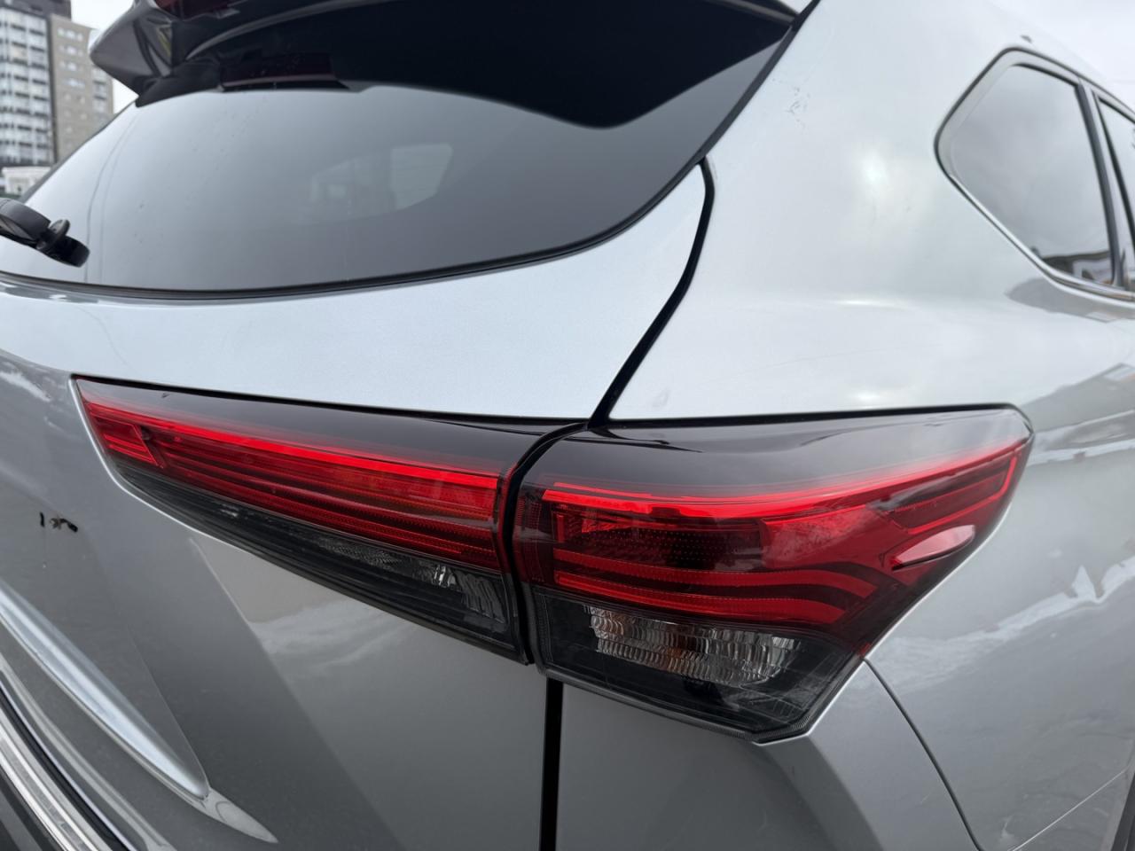 2020 Toyota Highlander L FWD V6 Photo