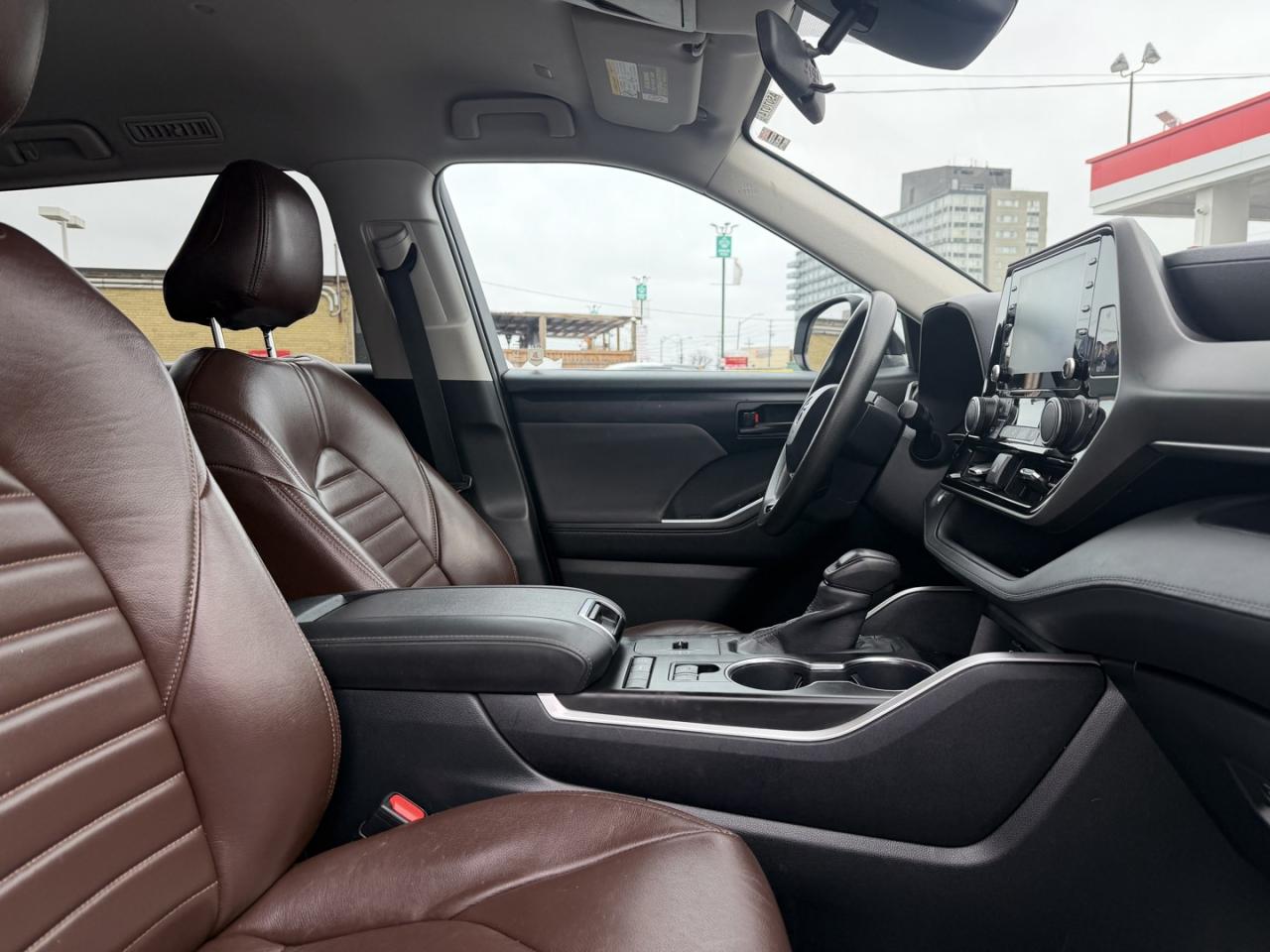 2020 Toyota Highlander L FWD V6 Photo