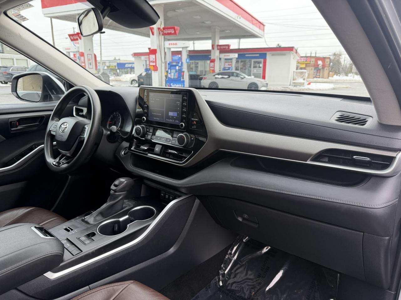 2020 Toyota Highlander L FWD V6 Photo