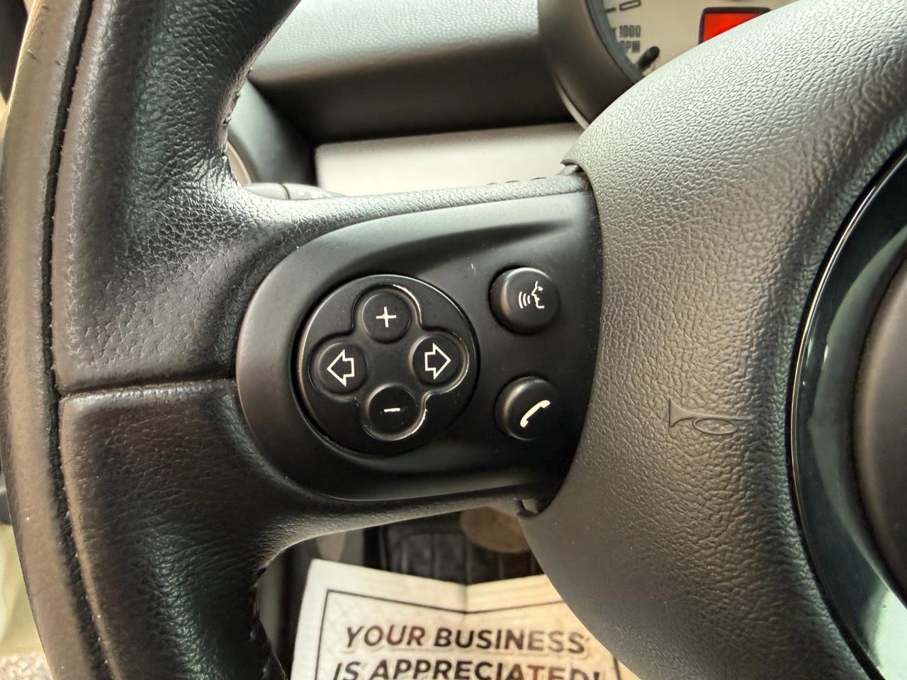 2013 MINI Cooper Hardtop 2dr Cpe Photo