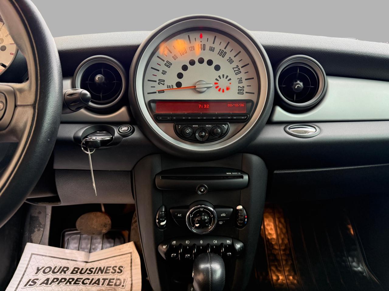 2013 MINI Cooper Hardtop 2dr Cpe Photo