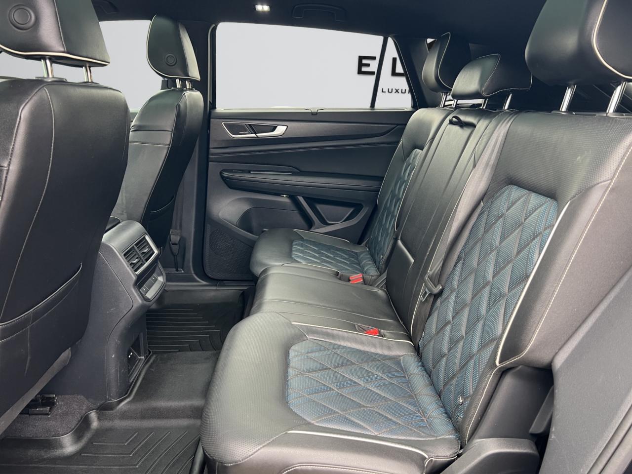 2024 Volkswagen Atlas Cross Sport R-LINE - CROSS SPORT EXECLINE PKG - LEATHER !!! Photo