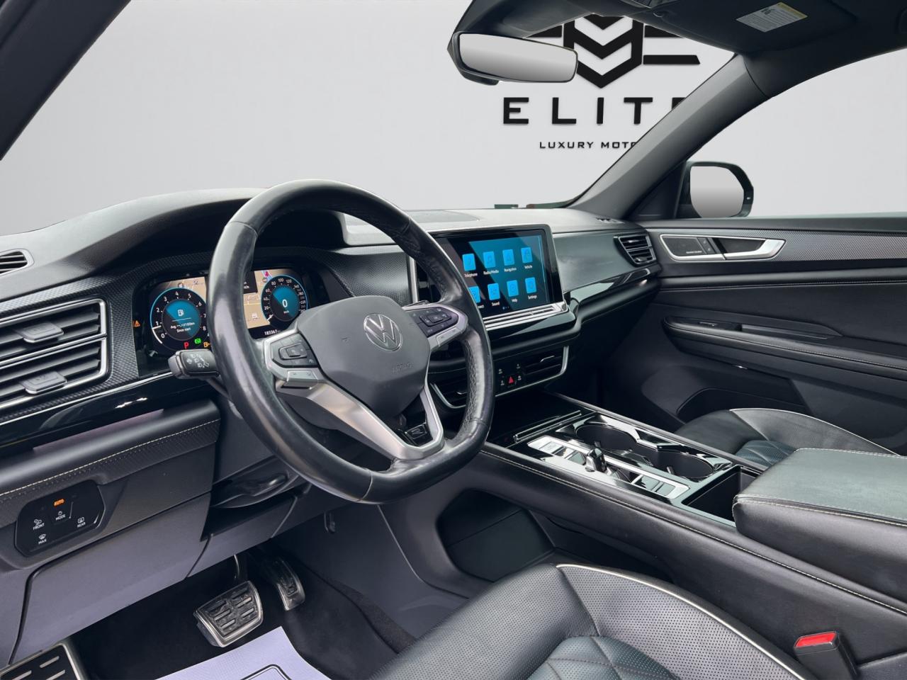 2024 Volkswagen Atlas Cross Sport R-LINE - CROSS SPORT EXECLINE PKG - LEATHER !!! Photo