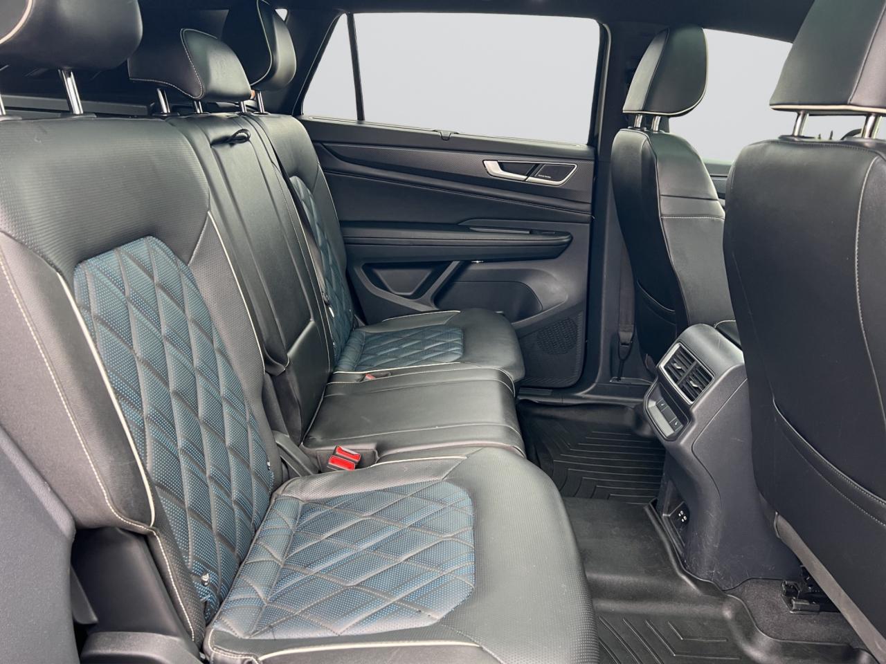 2024 Volkswagen Atlas Cross Sport R-LINE - CROSS SPORT EXECLINE PKG - LEATHER !!! Photo