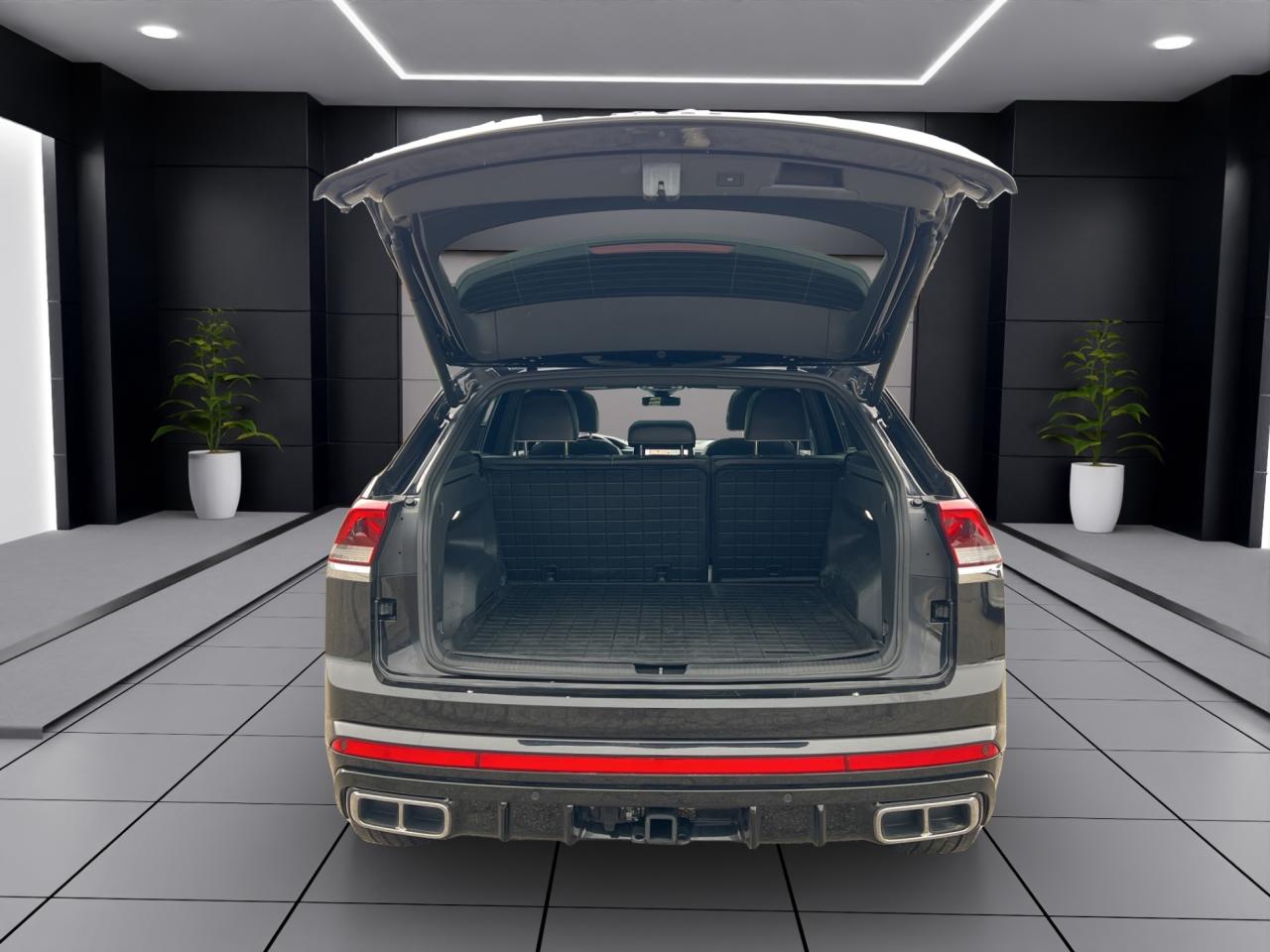 2024 Volkswagen Atlas Cross Sport R-LINE - CROSS SPORT EXECLINE PKG - LEATHER !!! Photo