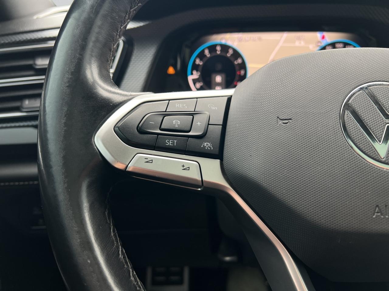 2024 Volkswagen Atlas Cross Sport R-LINE - CROSS SPORT EXECLINE PKG - LEATHER !!! Photo