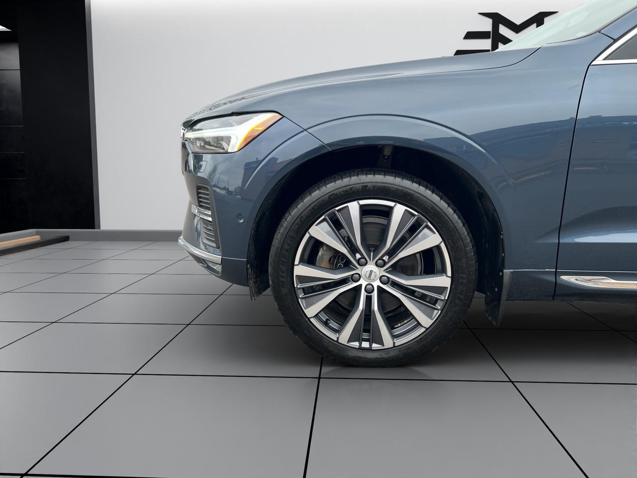 2022 Volvo XC60 B6 AWD INSCRIPTION PKG - LEATHER - MOONROOF !! Photo