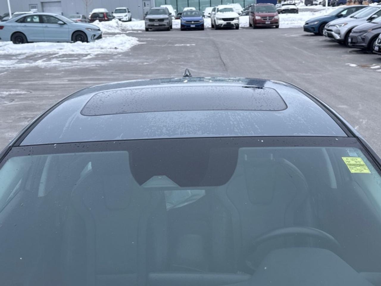 2021 Hyundai Elantra Ultimate IVT  - Sunroof -  Leather Seats Photo