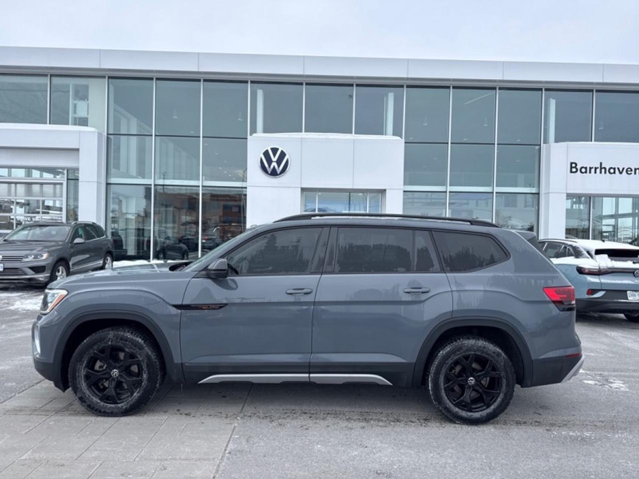 2024 Volkswagen Atlas Peak Edition 2.0 TSI  - Sunroof Photo