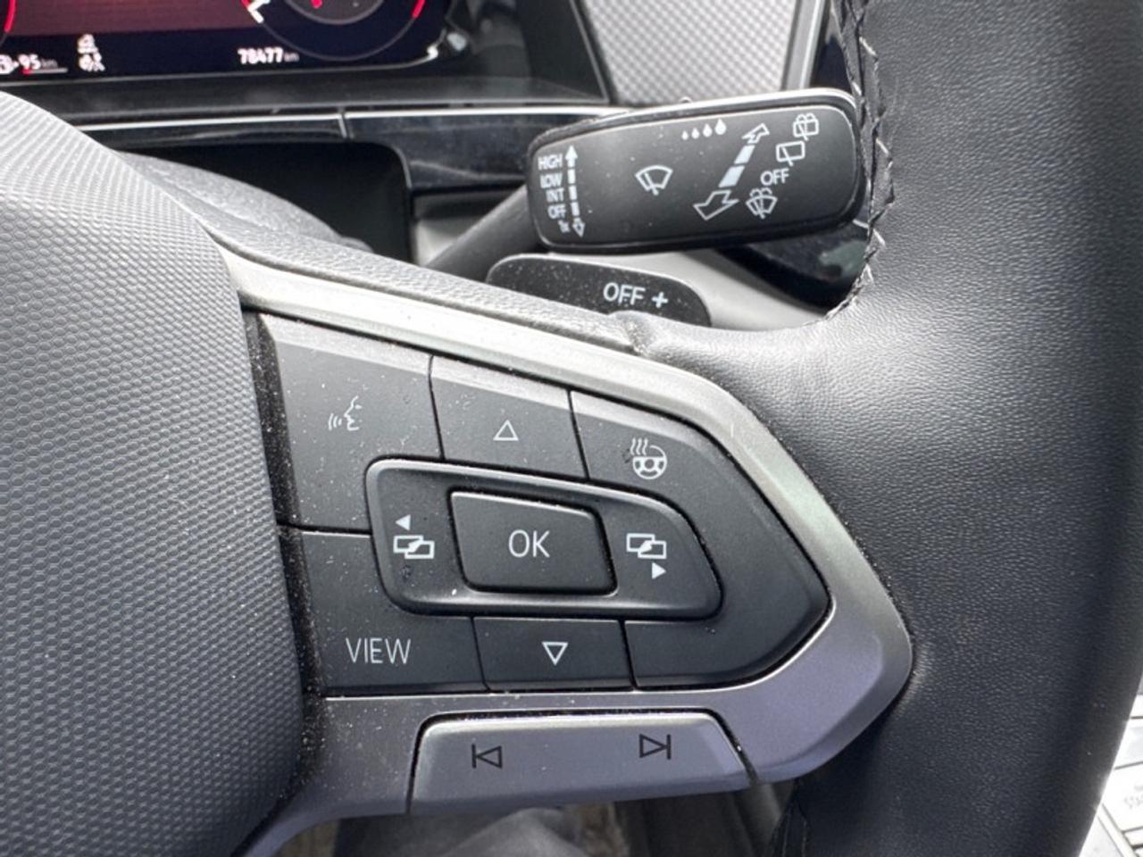 2024 Volkswagen Atlas Peak Edition 2.0 TSI  - Sunroof Photo