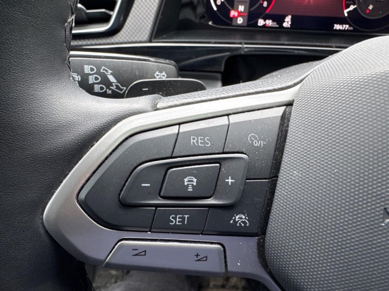 2024 Volkswagen Atlas Peak Edition 2.0 TSI  - Sunroof Photo