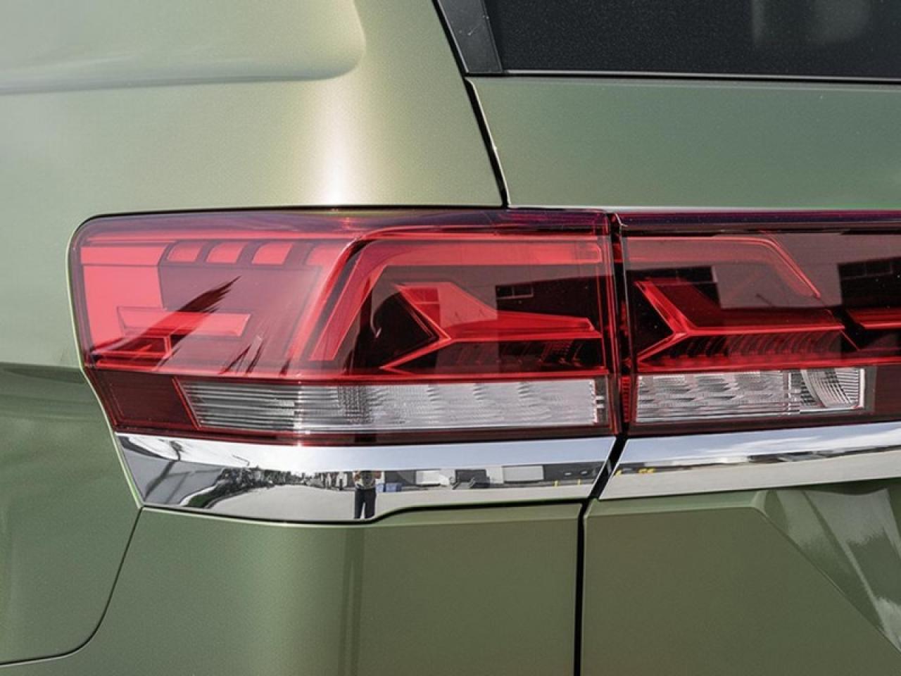 2026 Volkswagen Atlas Execline  - Massaging Seats Photo