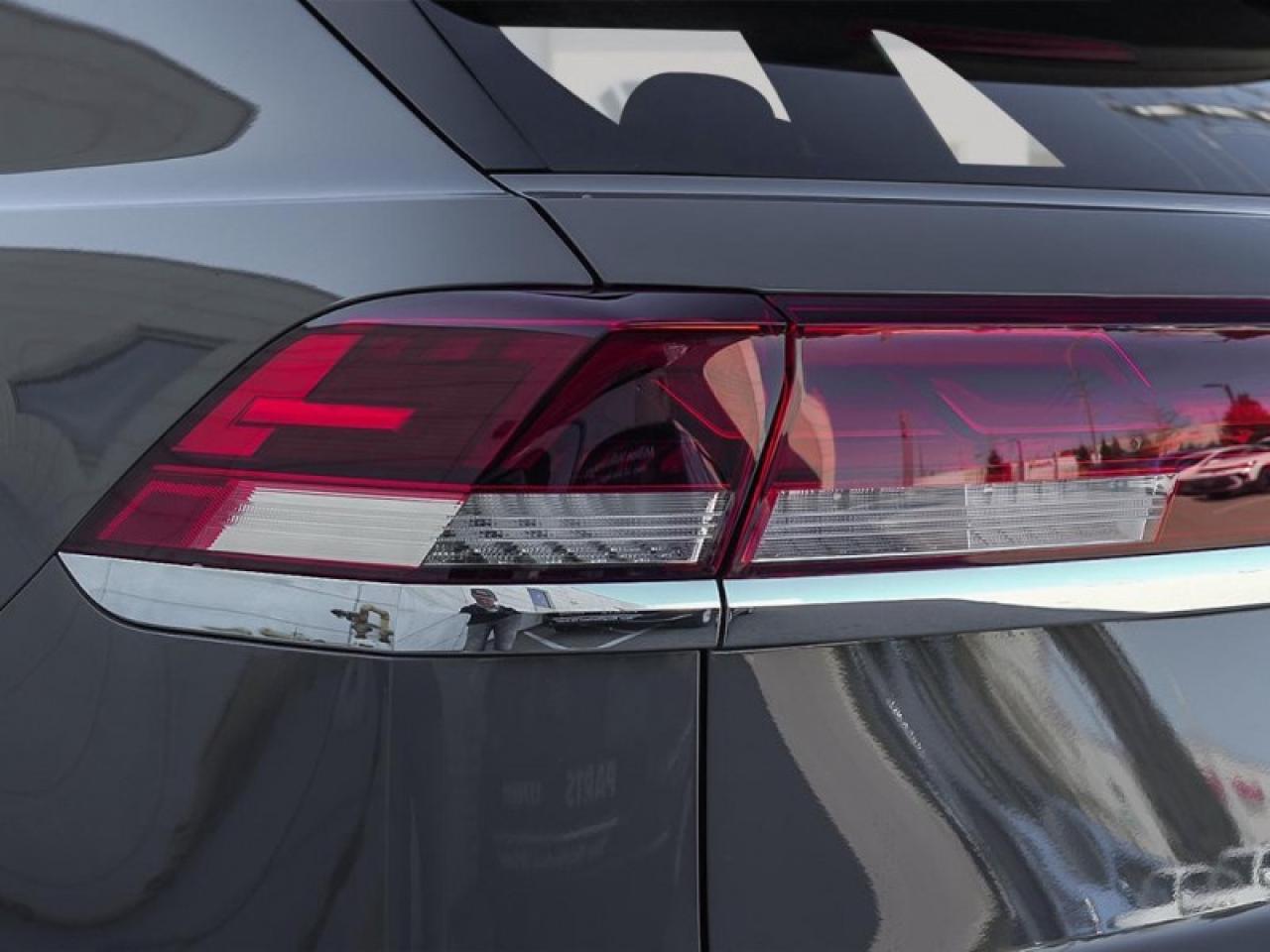 2026 Volkswagen Atlas Cross Sport Highline  - Leather Seats Photo