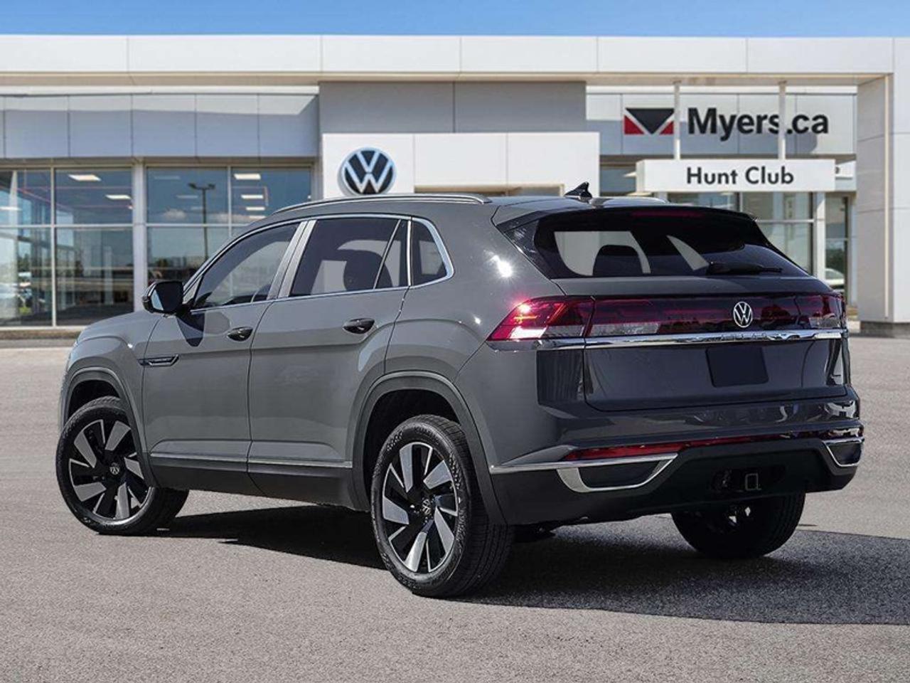 2026 Volkswagen Atlas Cross Sport Highline  - Sunroof Photo3