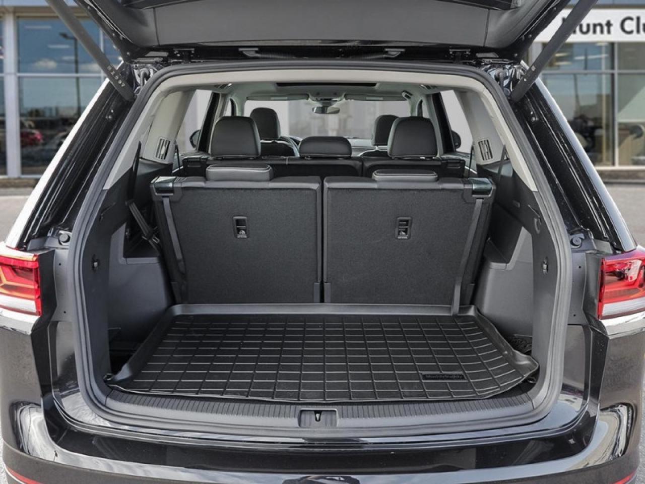2026 Volkswagen Atlas Execline  - Massaging Seats Photo