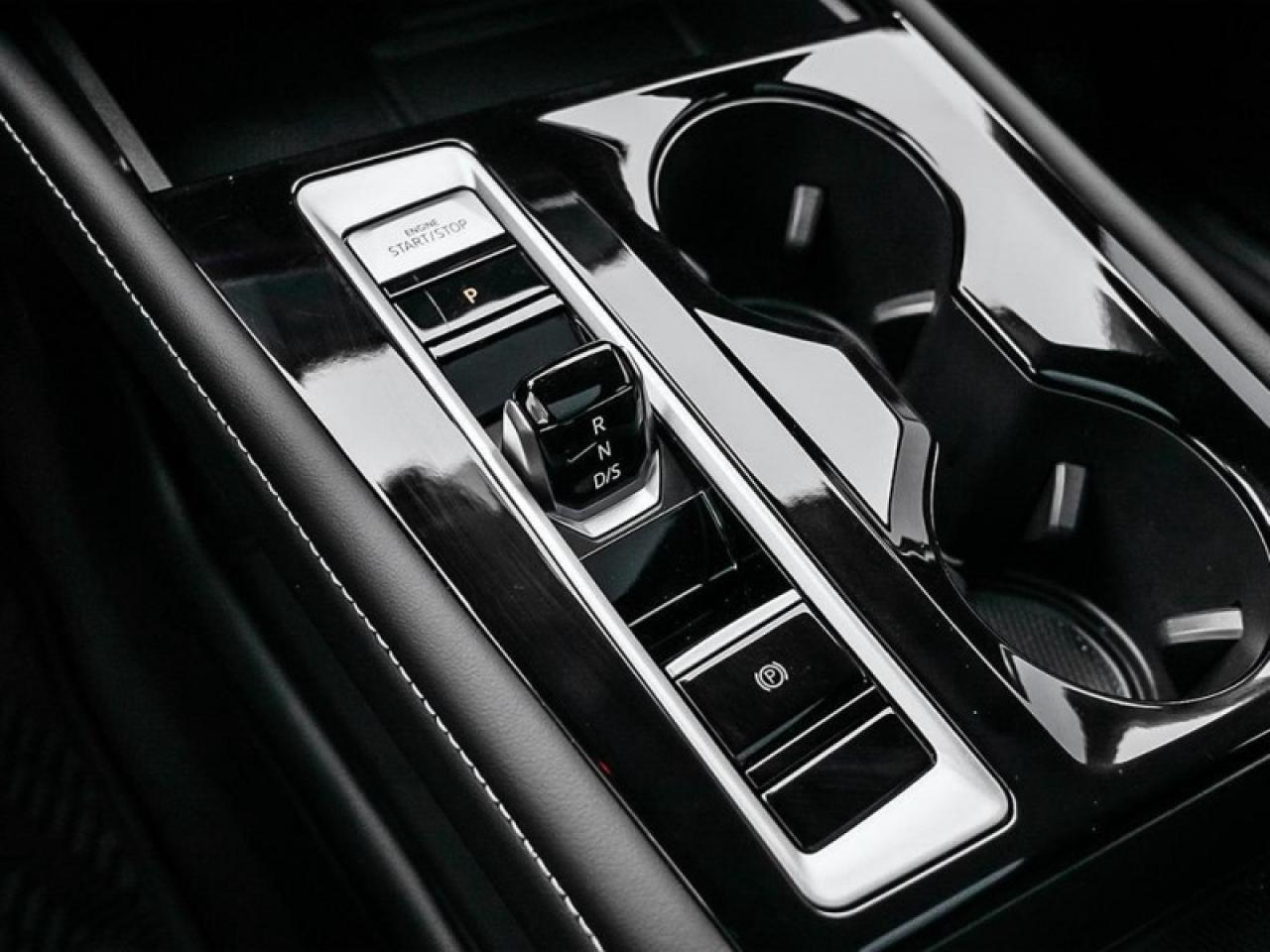 2026 Volkswagen Atlas Cross Sport Execline  - Massaging Seats Photo