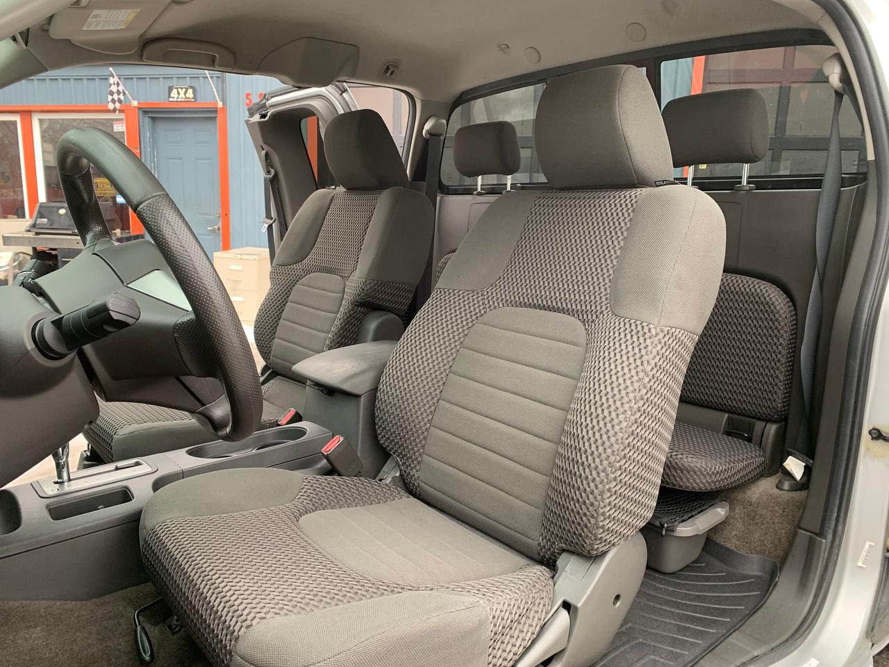 2014 Nissan Frontier SV Photo