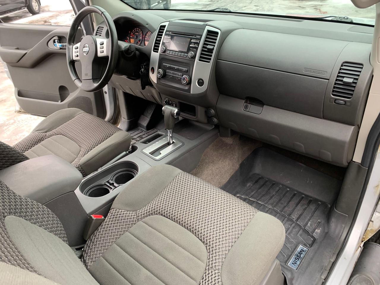 2014 Nissan Frontier SV Photo