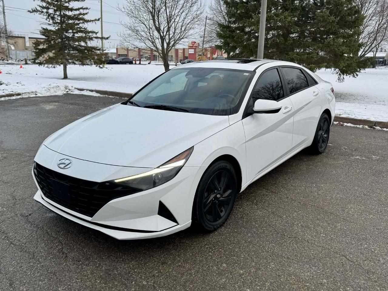 2021 Hyundai Elantra Preferred Sun & Tech pkg - Photo #1
