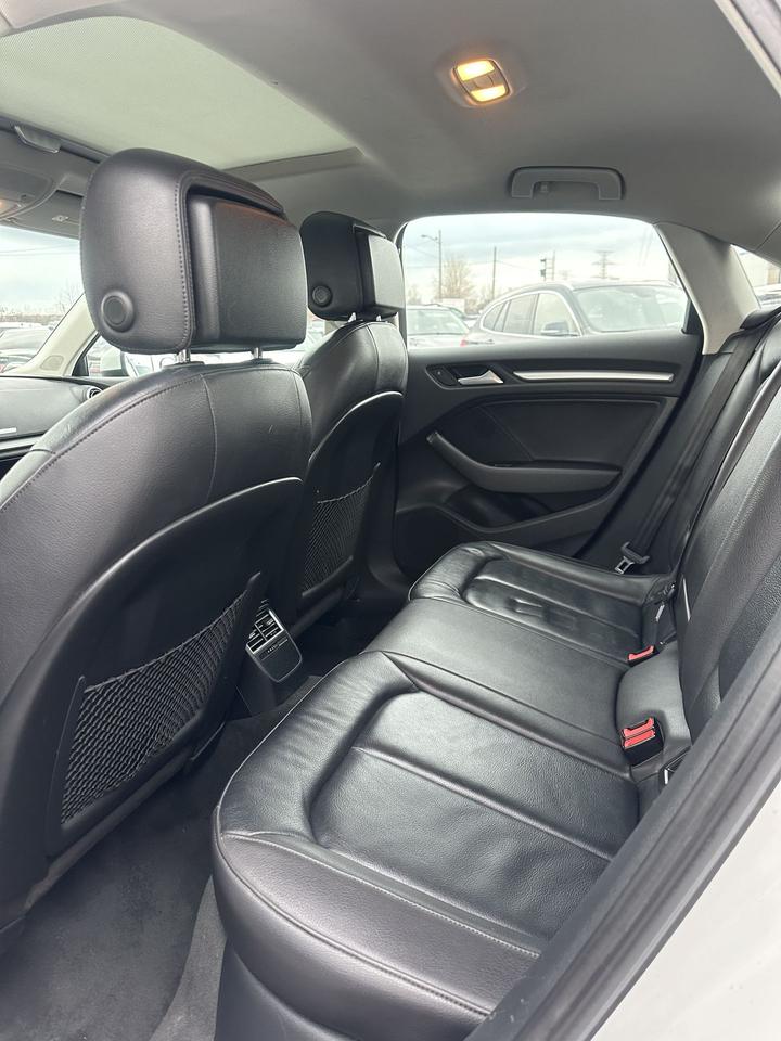 2016 Audi A3 2.0T Komfort Photo