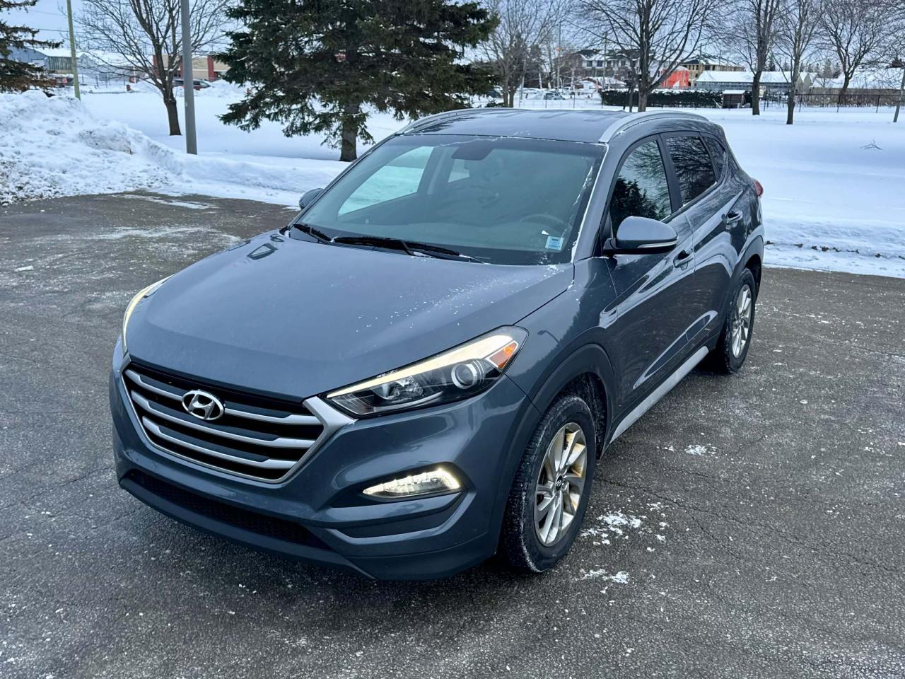 2017 Hyundai Tucson AWD  2.0L PREMIUM Photo