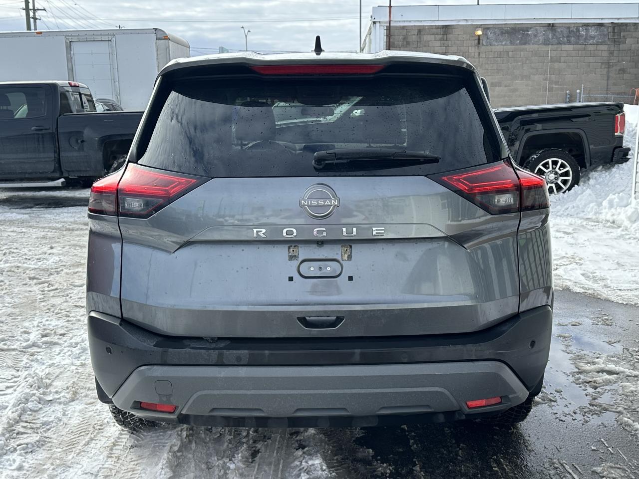 2023 Nissan Rogue S Photo