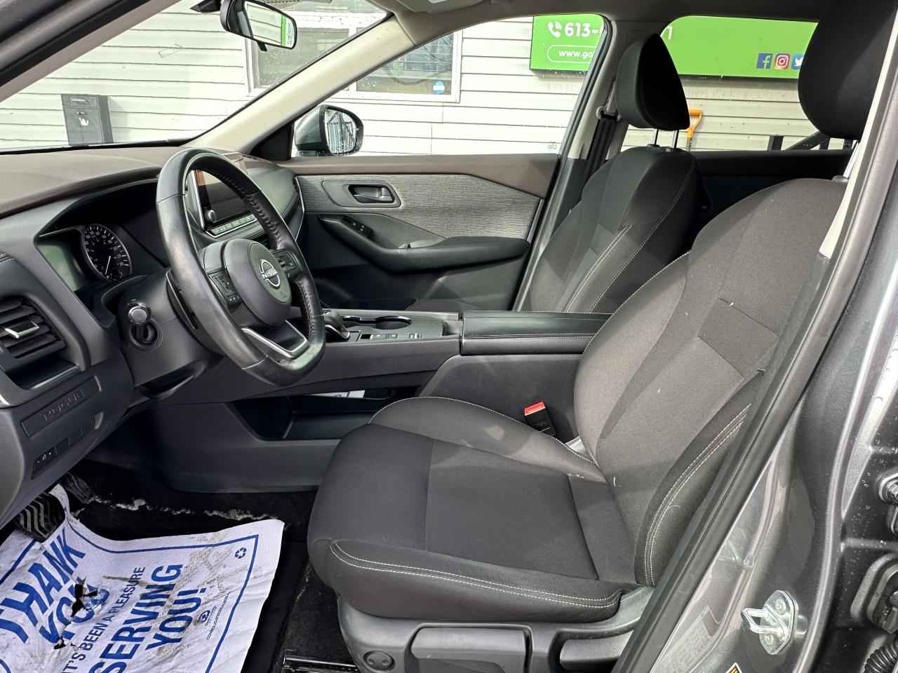 2023 Nissan Rogue S Photo