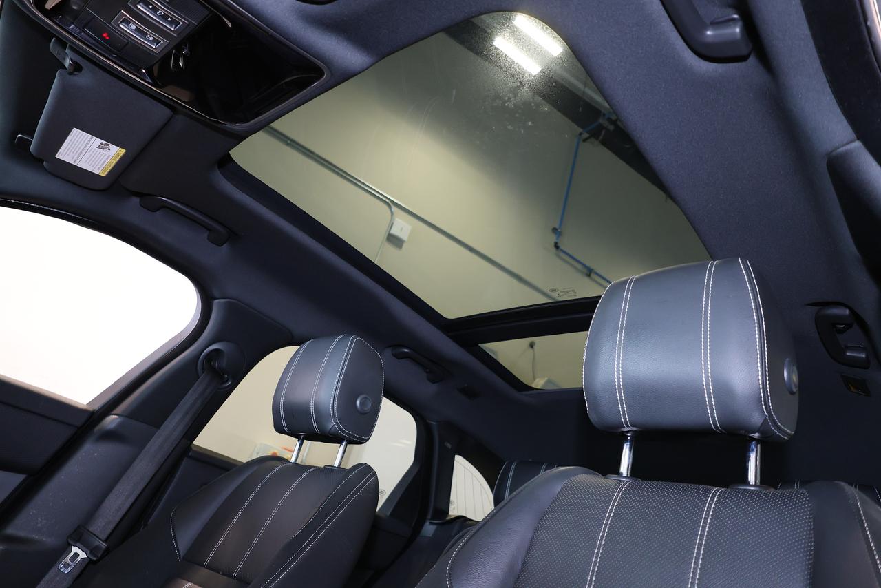 2020 Land Rover Range Rover Velar R-Dynamic S 3.0L V6 - PANO|NAVI|CAMERA|BLINDSPOT Photo