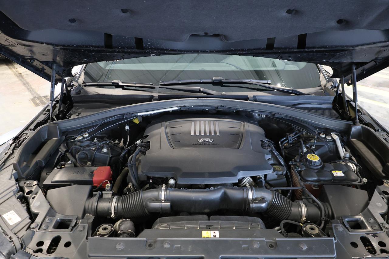 2020 Land Rover Range Rover Velar R-Dynamic S 3.0L V6 - PANO|NAVI|CAMERA|BLINDSPOT Photo