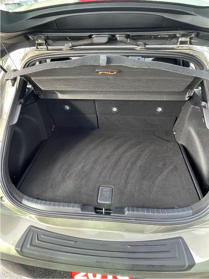 2019 Toyota Corolla Hatchback Base Photo