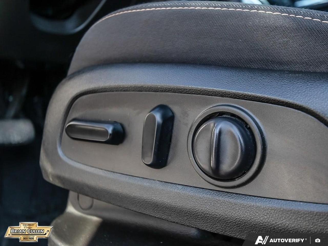 2021 Chevrolet Equinox LT FWD LT Photo