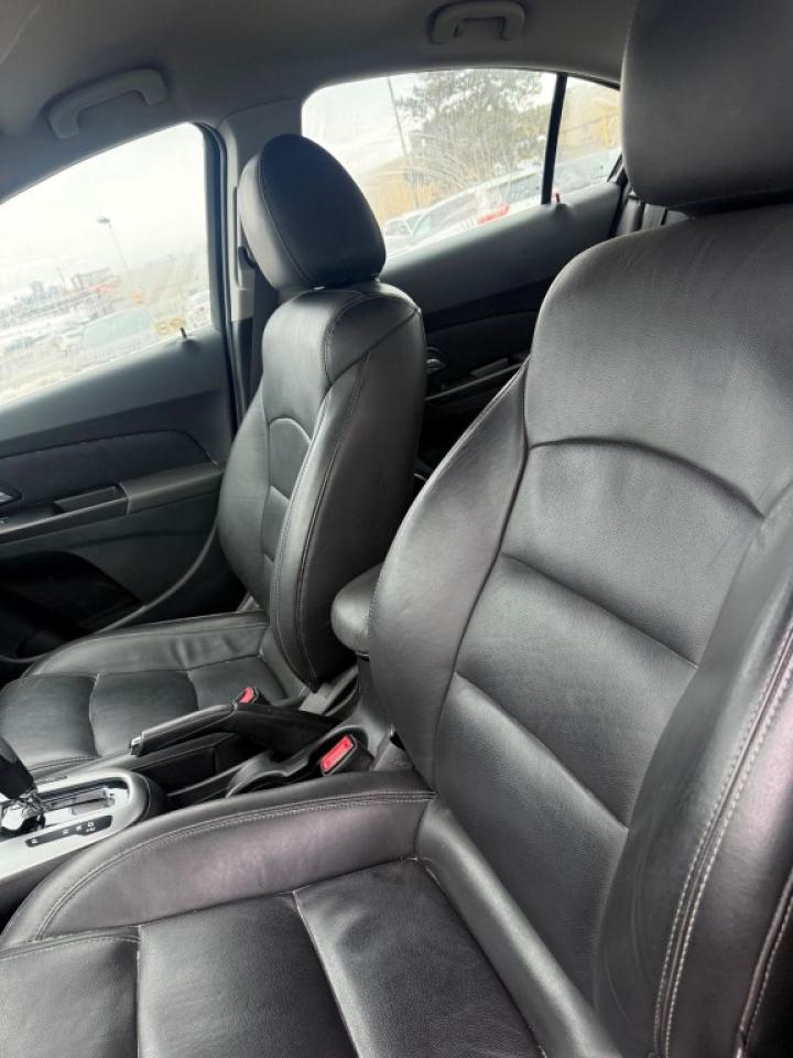 2014 Chevrolet Cruze 2LT Auto 4dr Sedan Automatic Photo