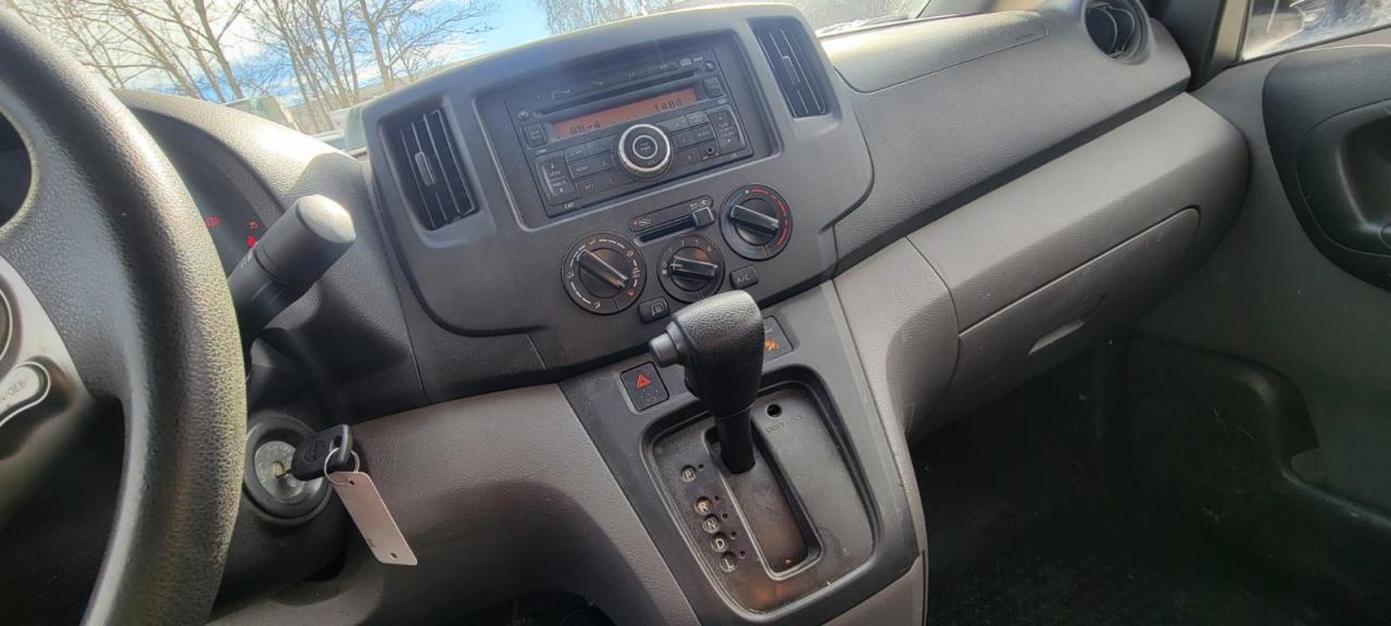 2016 Nissan NV200 S Photo
