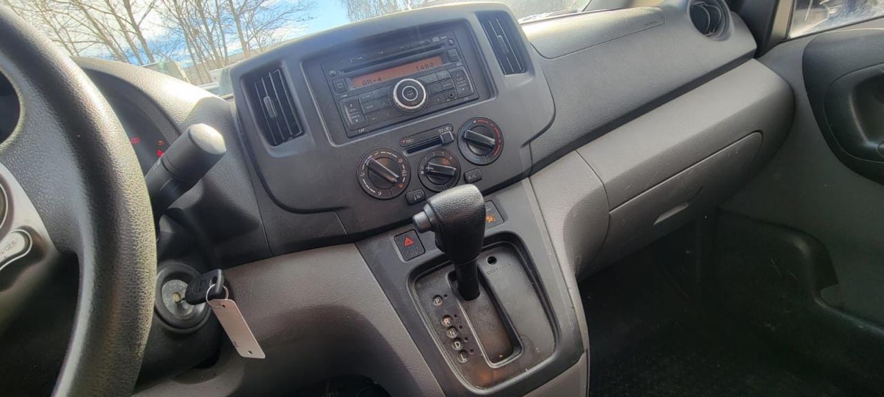 2016 Nissan NV200 S Photo