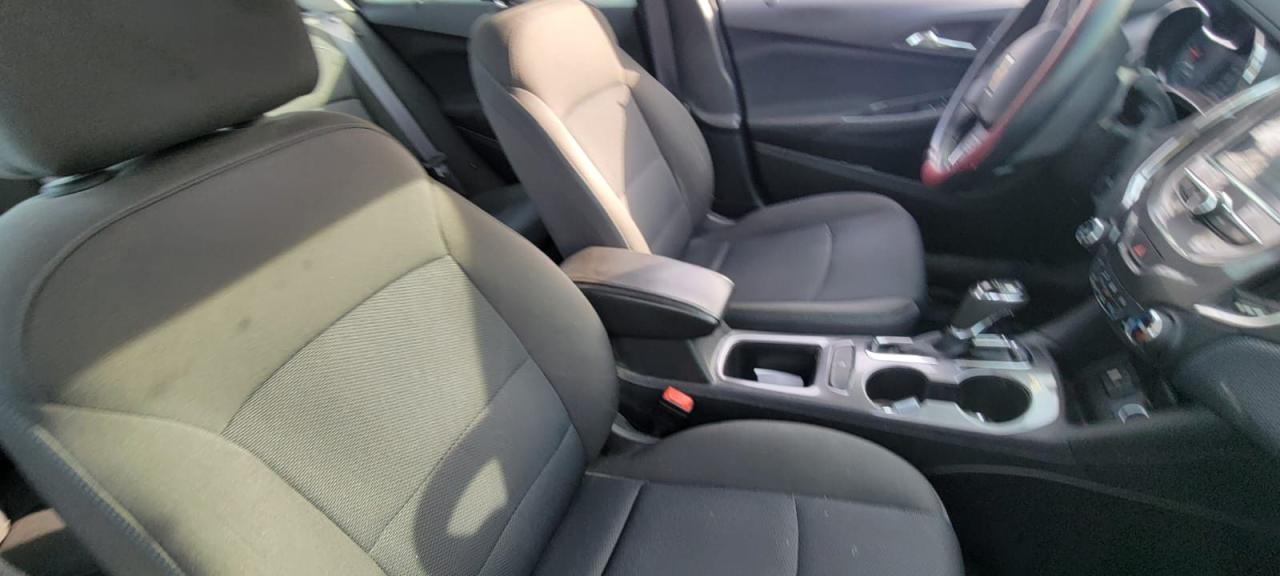 2016 Chevrolet Cruze LT Photo