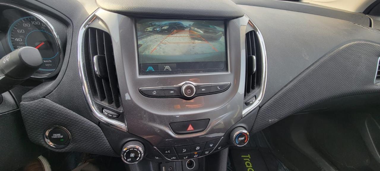 2016 Chevrolet Cruze LT Photo