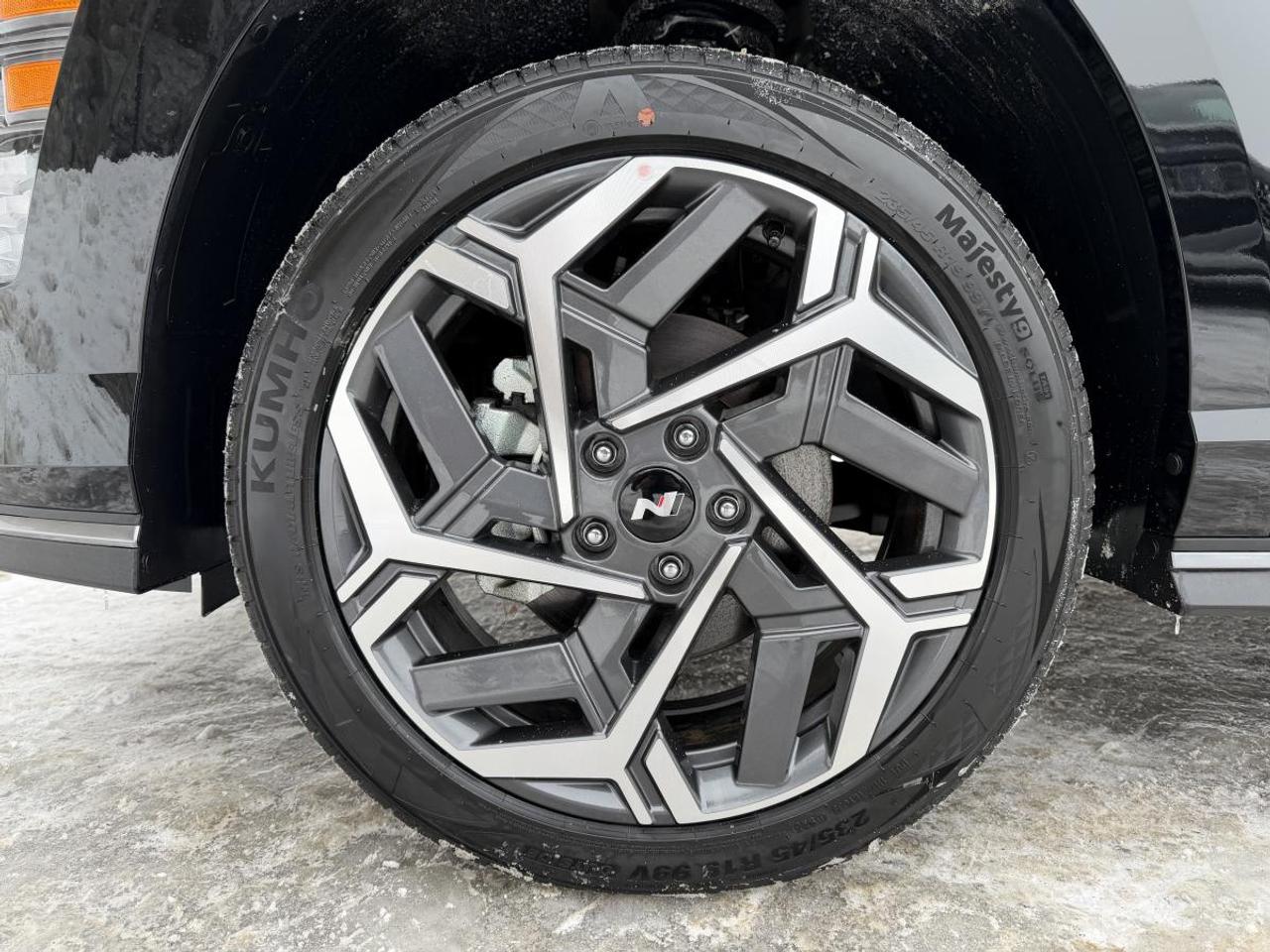 2025 Hyundai KONA 1.6T N Line AWD Photo