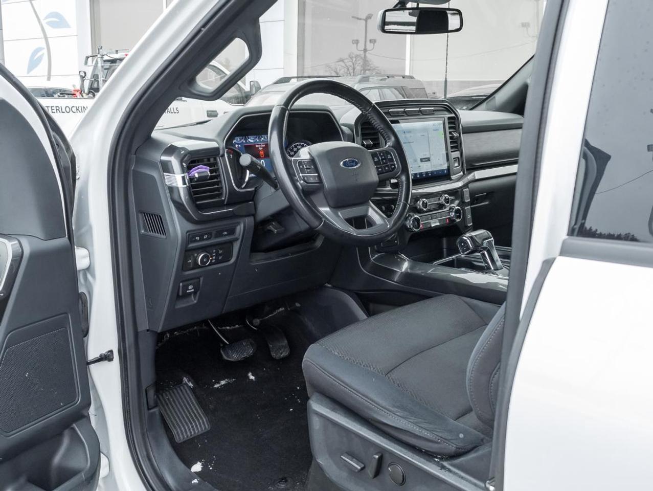 2022 Ford F-150 XL Photo